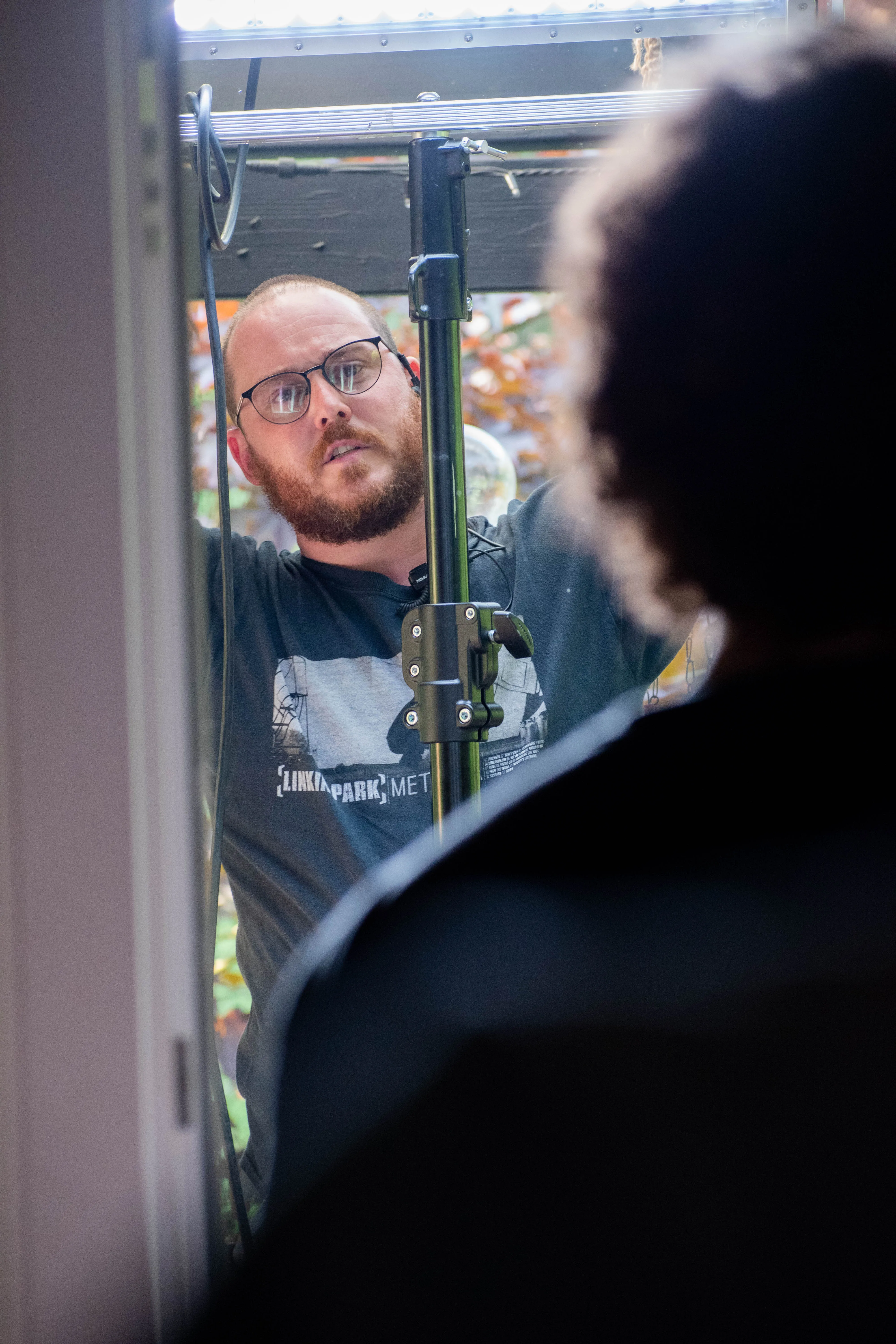 Dieter, gaffer. — behind the scenes