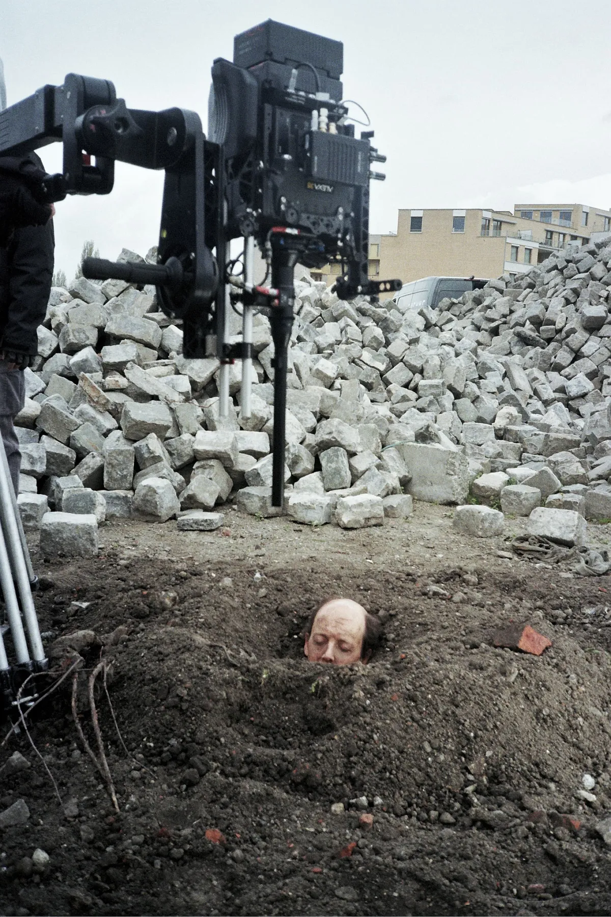 Bearer of Bad News, behind the scenes (2)