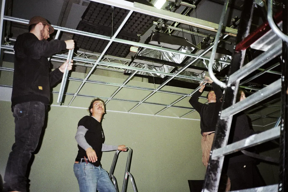Bearer of Bad News, behind the scenes (7)
