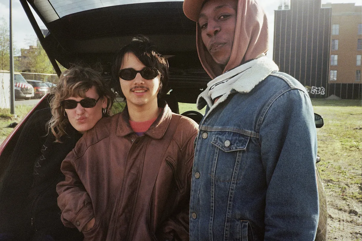 Bearer of Bad News, behind the scenes (10)