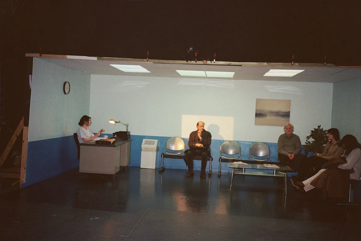 Bearer of Bad News, behind the scenes (13)